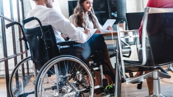 Embauche de travailleurs handicapés : êtes-vous concernés par l'obligation d'emploi des travailleurs handicapés (OETH) ?