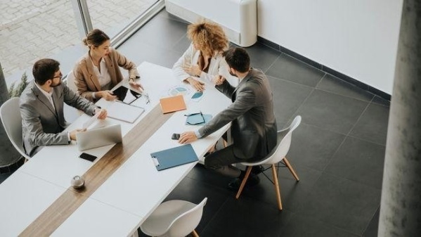 illustration pour Négociation Annuelle Obligatoire (NAO) : bien préparer les négociations étape par étape