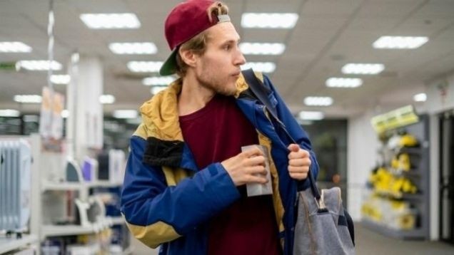 Le licenciement d'un salarié qui vole est-il possible ?