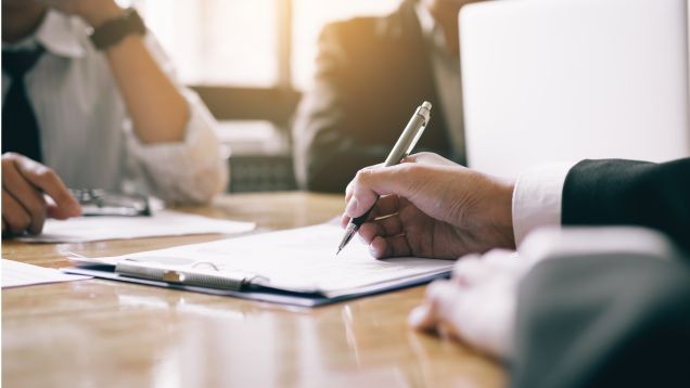 Notre guide complet du CDD : définition, types, durée, rémunération...