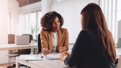 Maîtriser l'entretien de rupture conventionnelle en tant qu'employeur : les 5 étapes clés