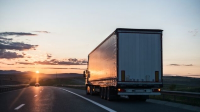 Temps de service dans le secteur du transport routier de marchandises : point sur les durées