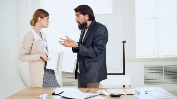 illustration pour Quelle preuve de la cause réelle d’un licenciement concomitant à la dénonciation d’un harcèlement ?