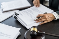 Principes généraux se rapportant aux contrats civils et commerciaux