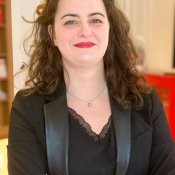 photo de Maître Victoria ZAZA